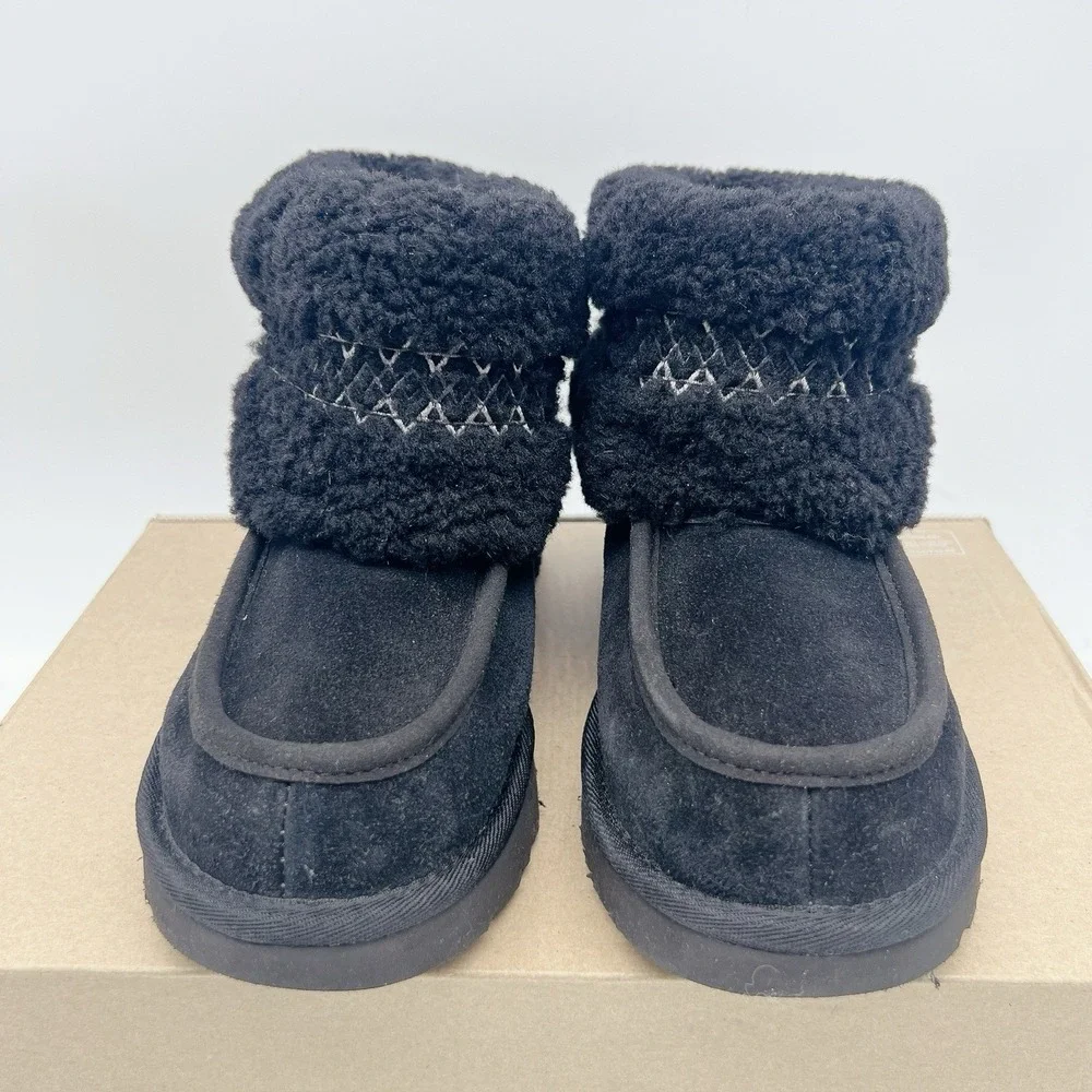 UGG Classic Mini Braid Sheepskin Ankle Boots Fur Black Womens US 5 EU 36 - Picture 5 of 12